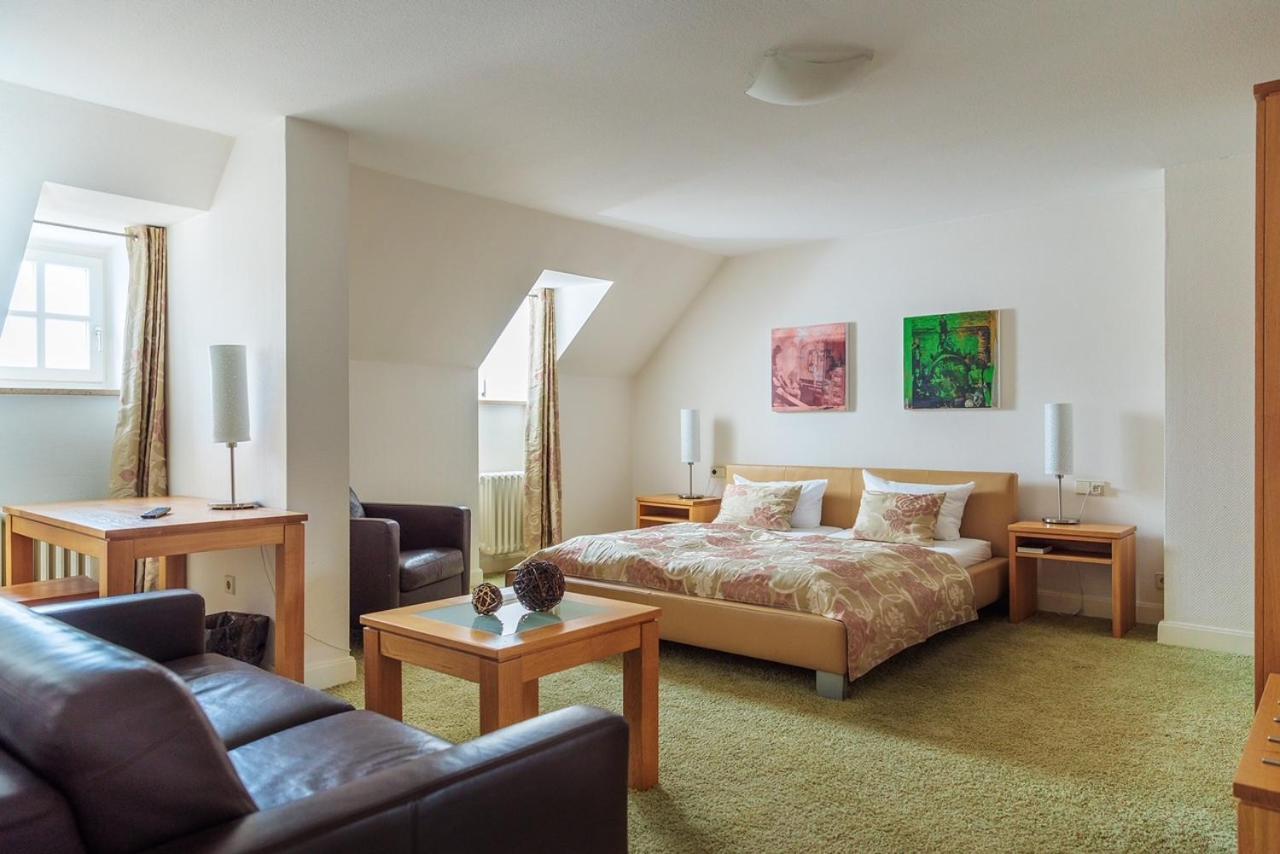 Hotel Zum Simonbraeu Bitburg Esterno foto