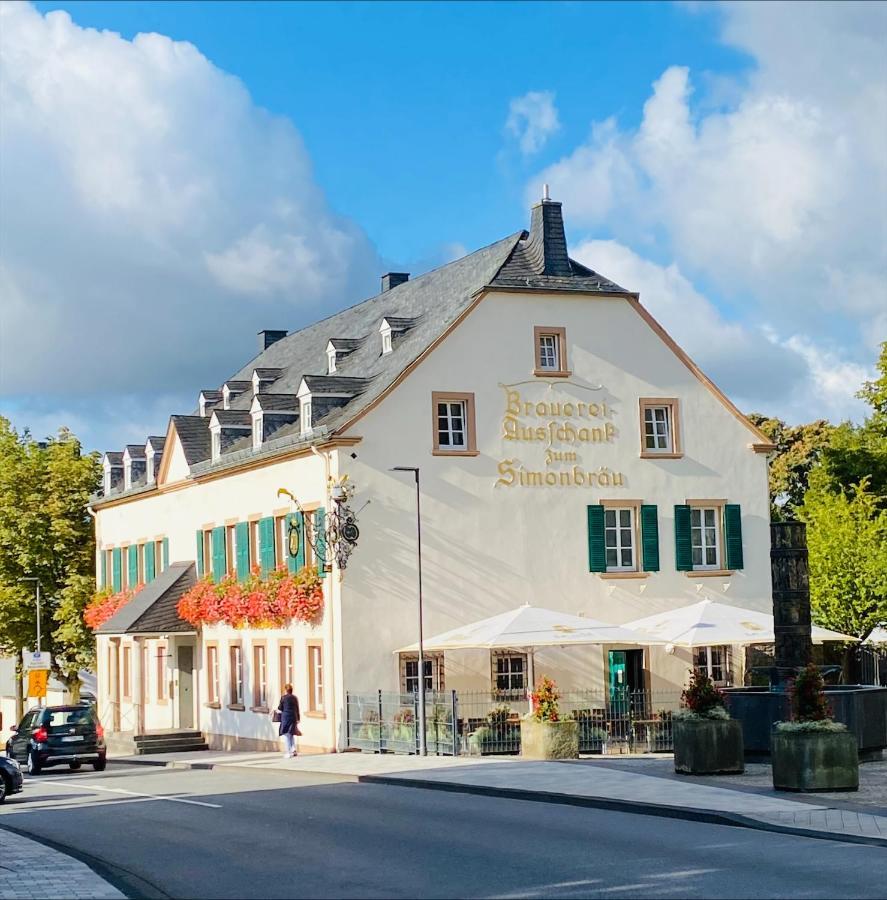 Hotel Zum Simonbraeu Bitburg Esterno foto