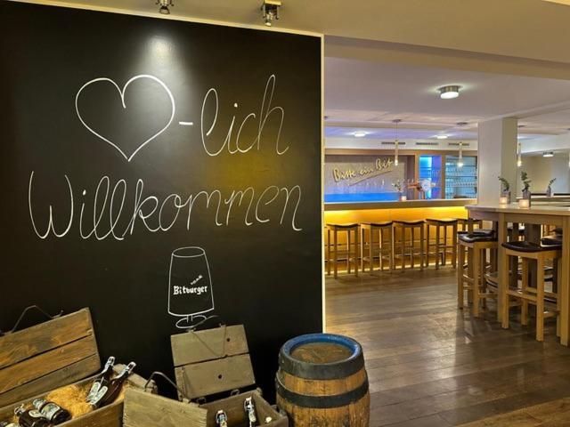 Hotel Zum Simonbraeu Bitburg Esterno foto