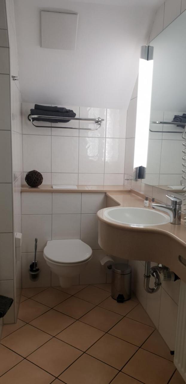Hotel Zum Simonbraeu Bitburg Esterno foto