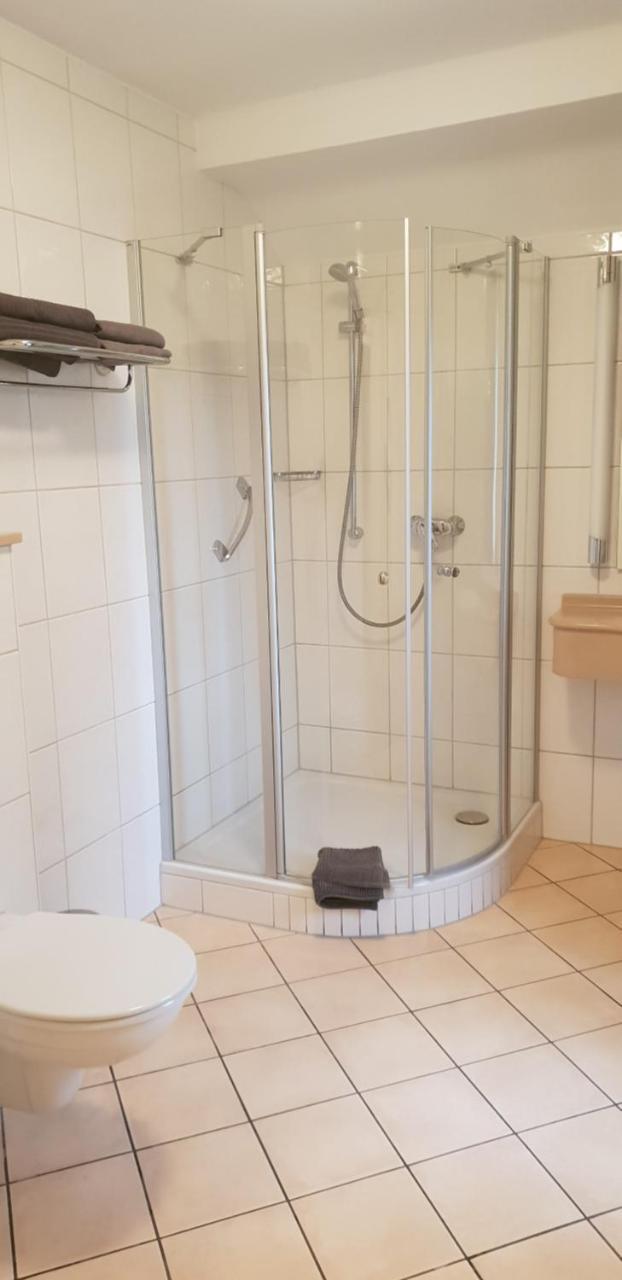 Hotel Zum Simonbraeu Bitburg Esterno foto